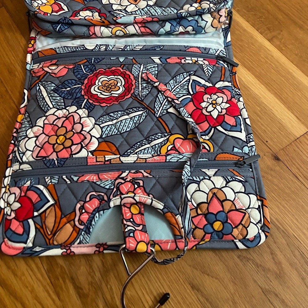 Vera Bradley Hanging Organizer